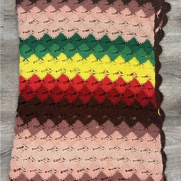Vintage Crochet Afghan/Throw Boho/70’s Vibe - Picture 3 of 4